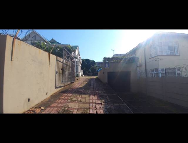 3 BEDROOM SIMPLEX FOR SALE IN MORNINGSIDE
